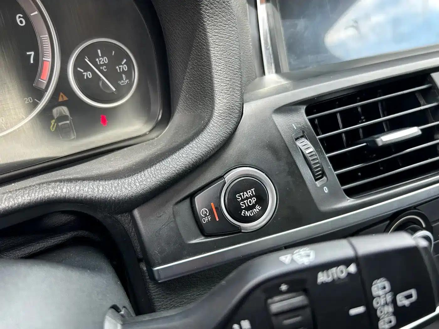 2016 BMW X3 sDrive20i (Imported) — миниатюра 6