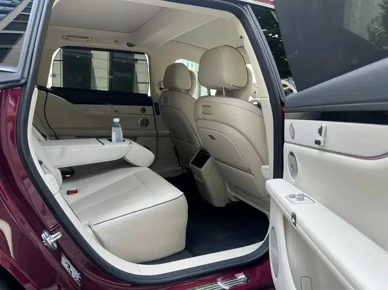 Enjoy S9T 2025 Model, Extended Range Ultra, Rear-Wheel Drive, 53kWh (192-line LiDAR) — миниатюра 9