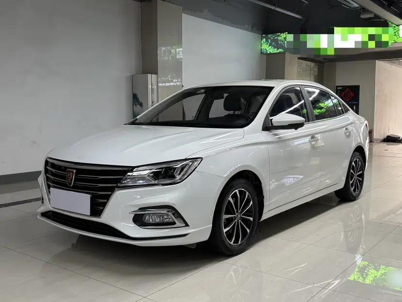 Roewe i5 2020 1.5L Automatic 4G Connect Luxury Flagship Edition — миниатюра 1