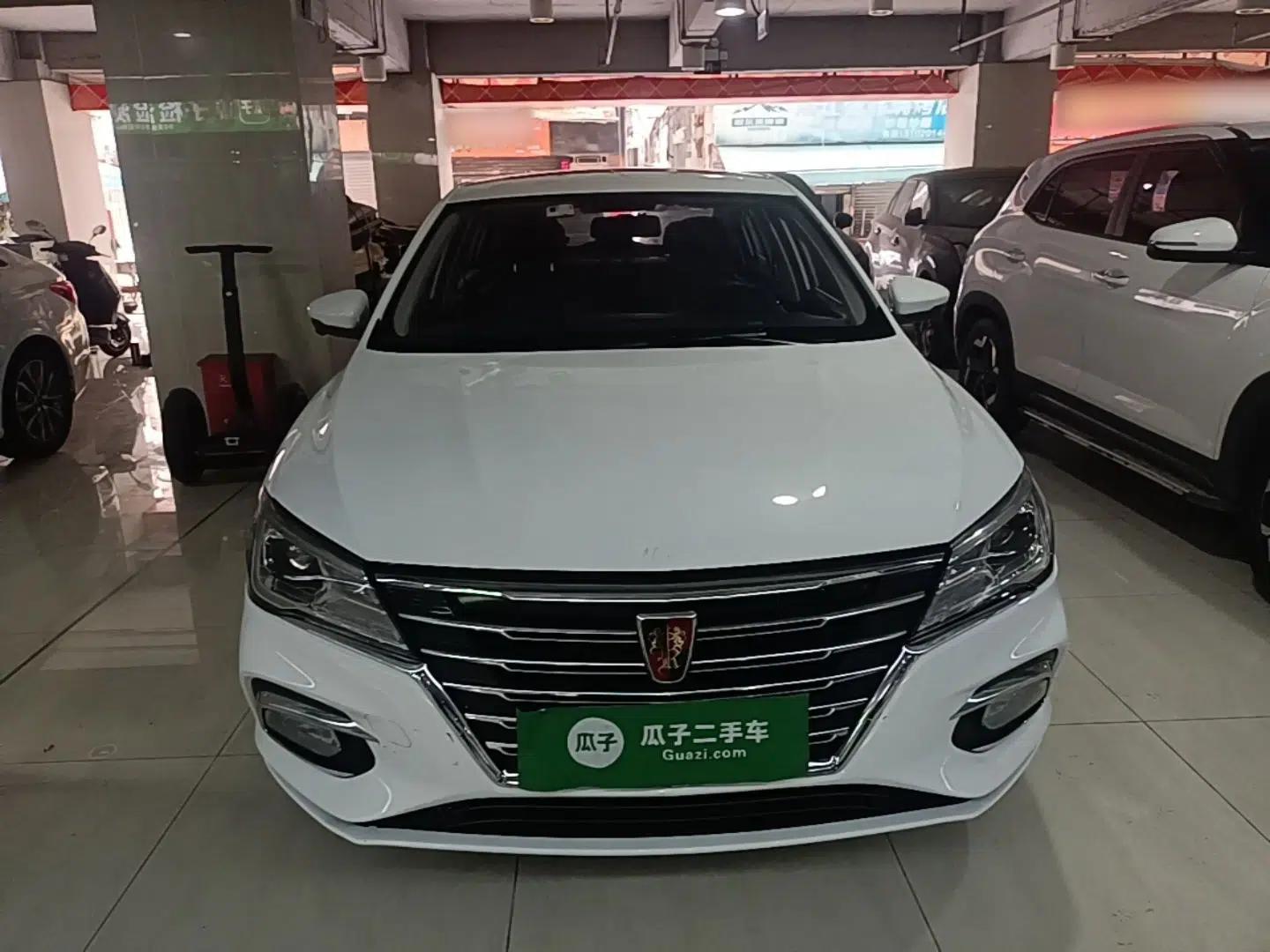 Roewe i5 2020 1.5L Automatic 4G Connect Luxury Flagship Edition — миниатюра 2