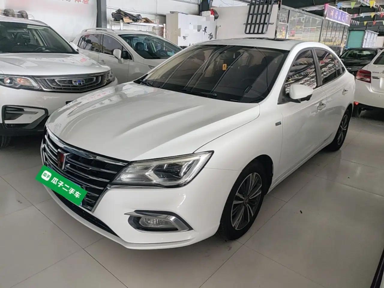 Roewe i5 2019 1.5L Automatic 4G Connected Langhao Edition — миниатюра 1