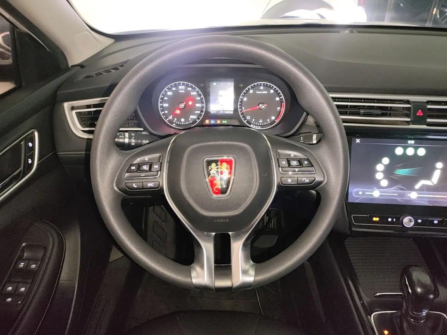 Roewe i5 2019 1.5L Automatic 4G Connected Langhao Edition — миниатюра 13
