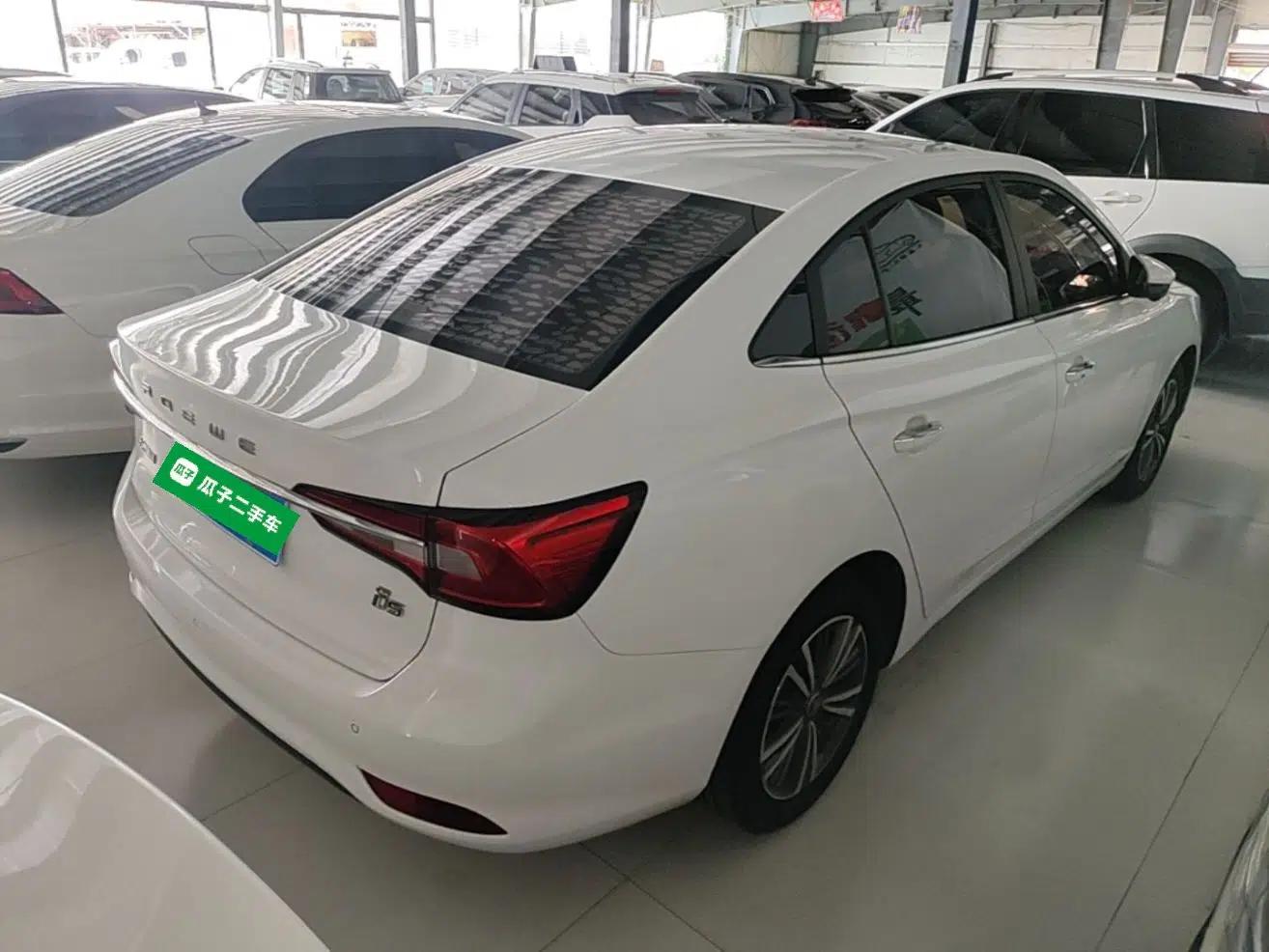 Roewe i5 2019 1.5L Automatic 4G Connected Langhao Edition — миниатюра 6