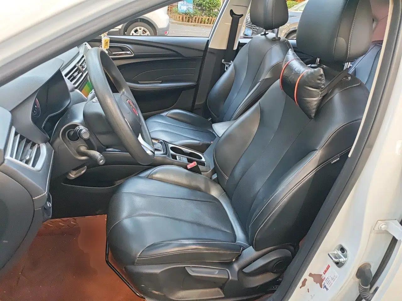 Roewe i5 2019 1.5L Automatic 4G Connected Langhao Edition — миниатюра 15