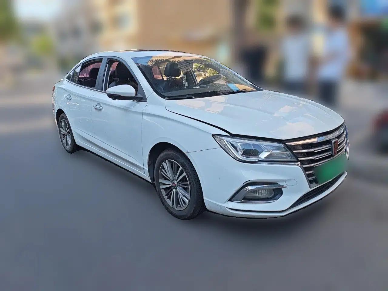 Roewe i5 2019 1.5L Automatic 4G Connected Langhao Edition — миниатюра 3