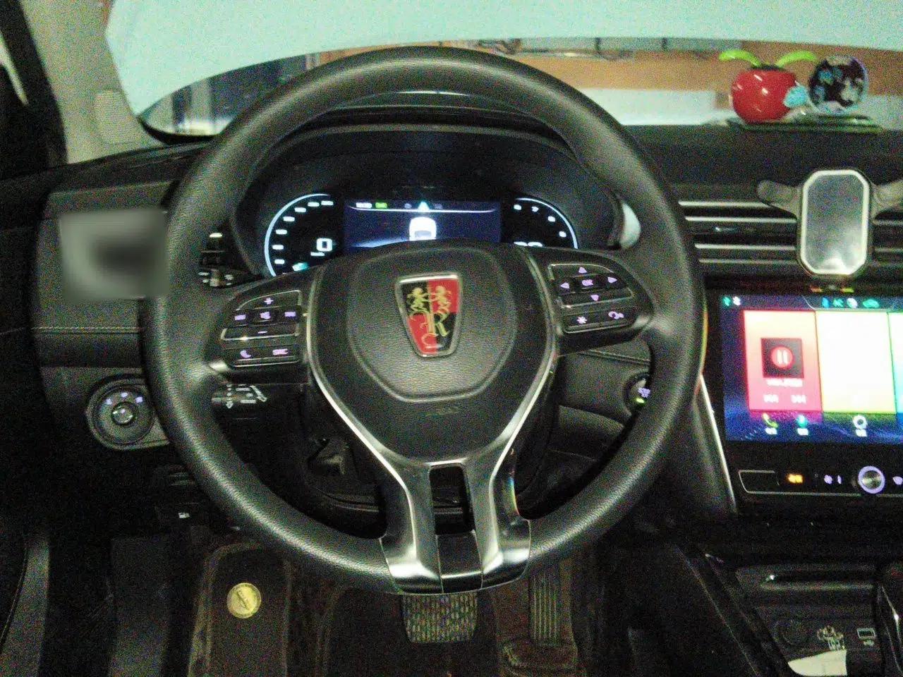 Roewe i5 2020 1.5L Automatic 4G Connect Luxury Flagship Edition — миниатюра 10