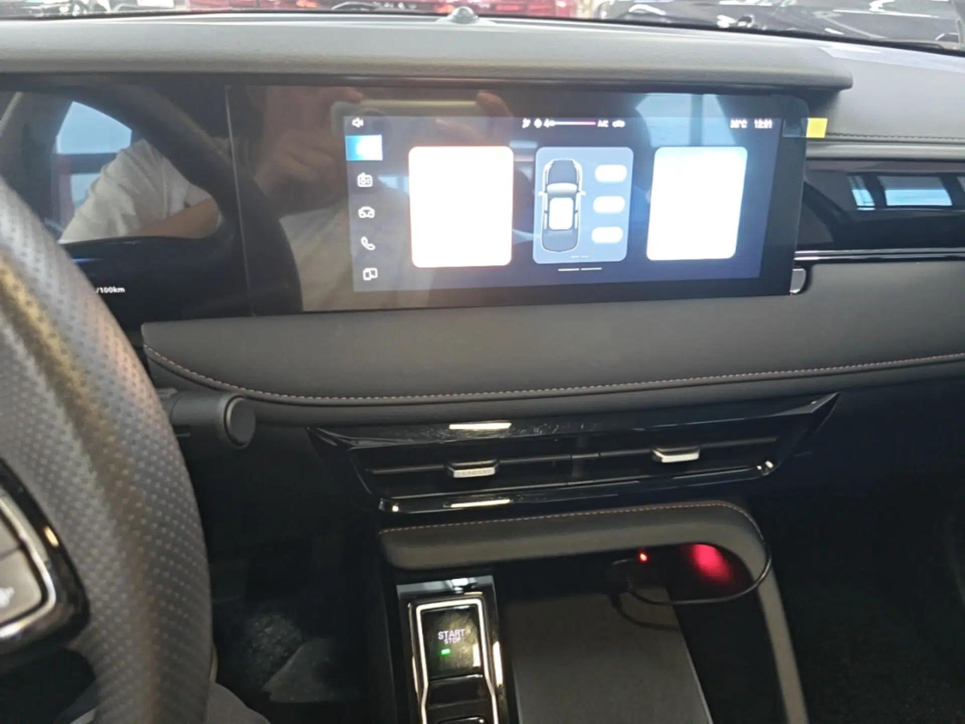 Roewe i5 2023 1.5L CVT Luxury Edition — миниатюра 15