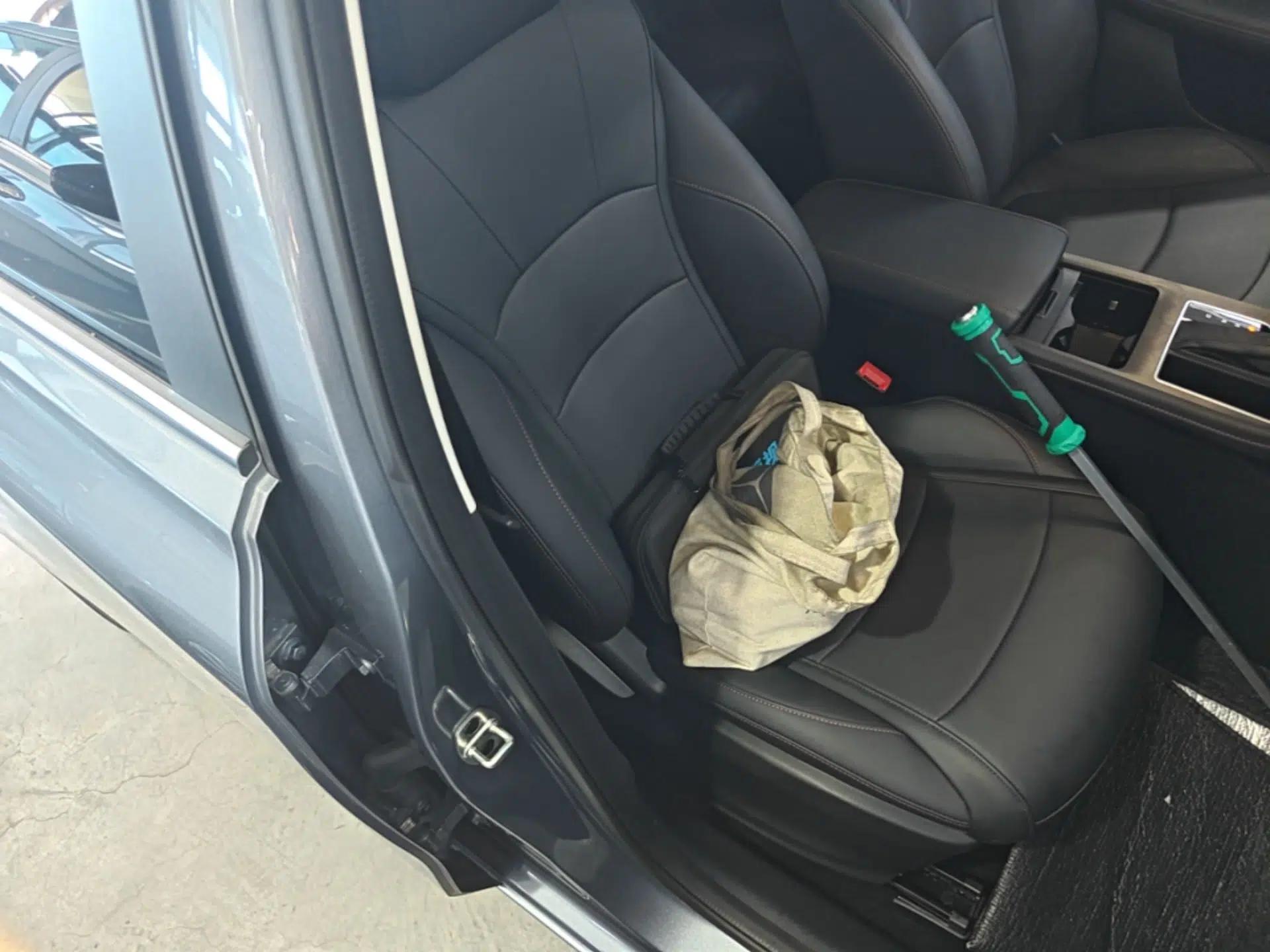 Roewe i5 2023 1.5L CVT Luxury Edition — миниатюра 19