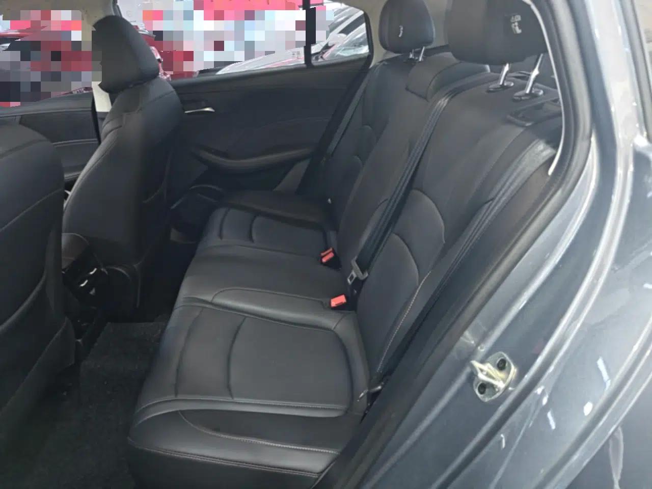 Roewe i5 2023 1.5L CVT Luxury Edition — миниатюра 20