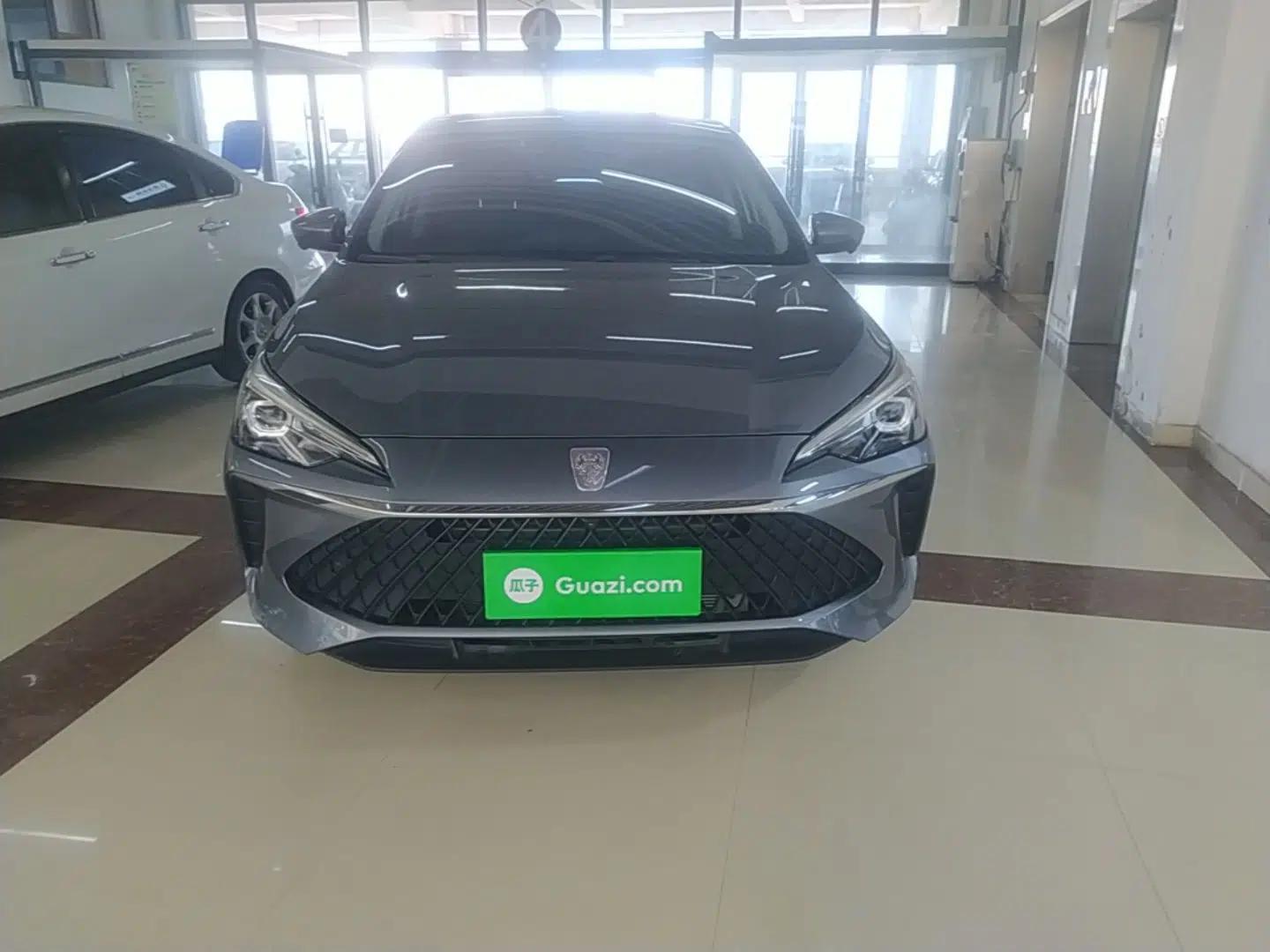 Roewe i5 2023 1.5L CVT Luxury Edition — миниатюра 2