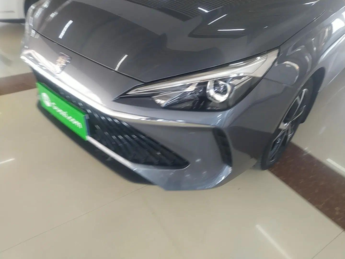Roewe i5 2023 1.5L CVT Luxury Edition — миниатюра 8