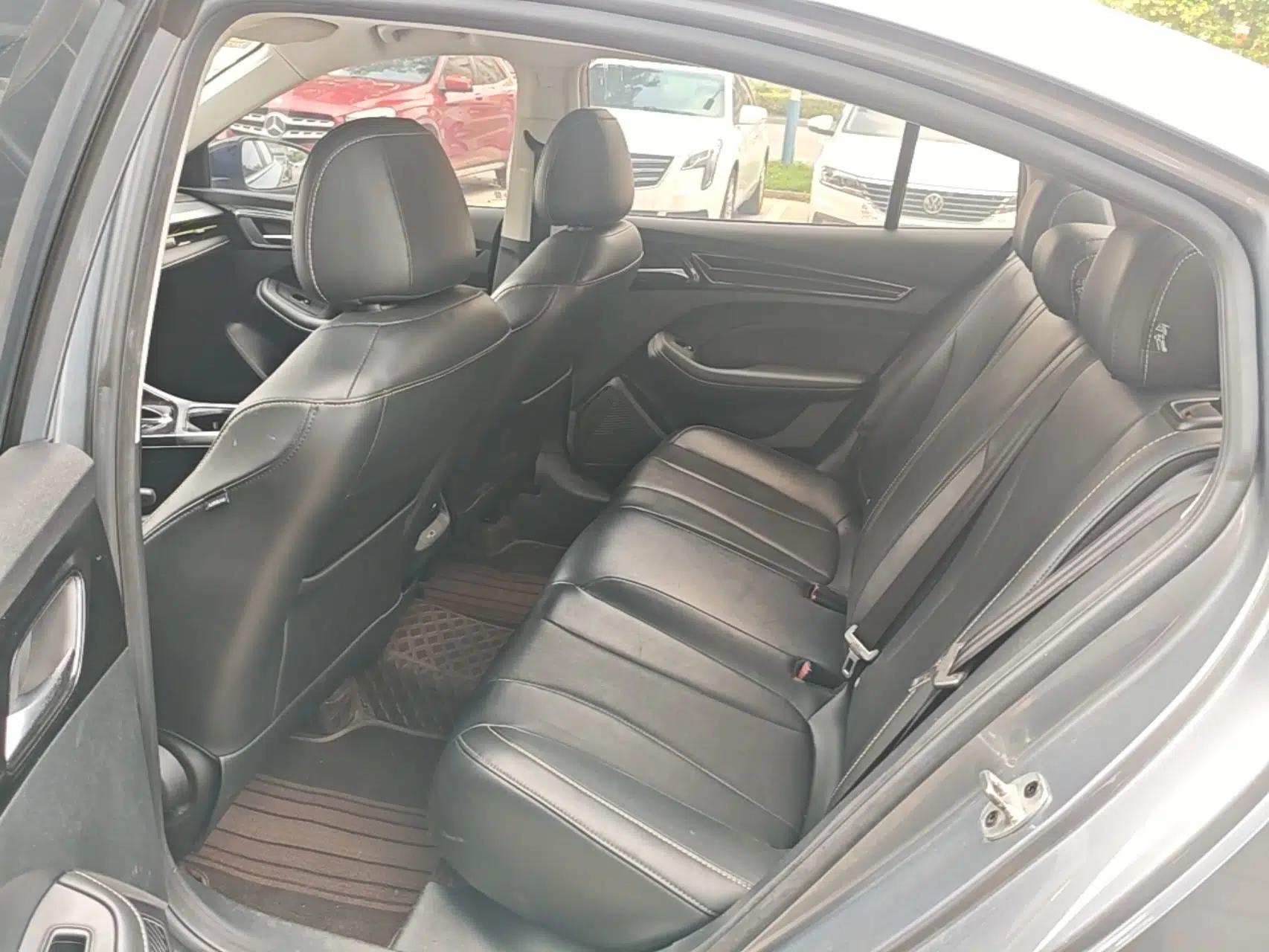 Roewe i5 2021 Revised Version 1.5L CVT Diamond Edition — миниатюра 20