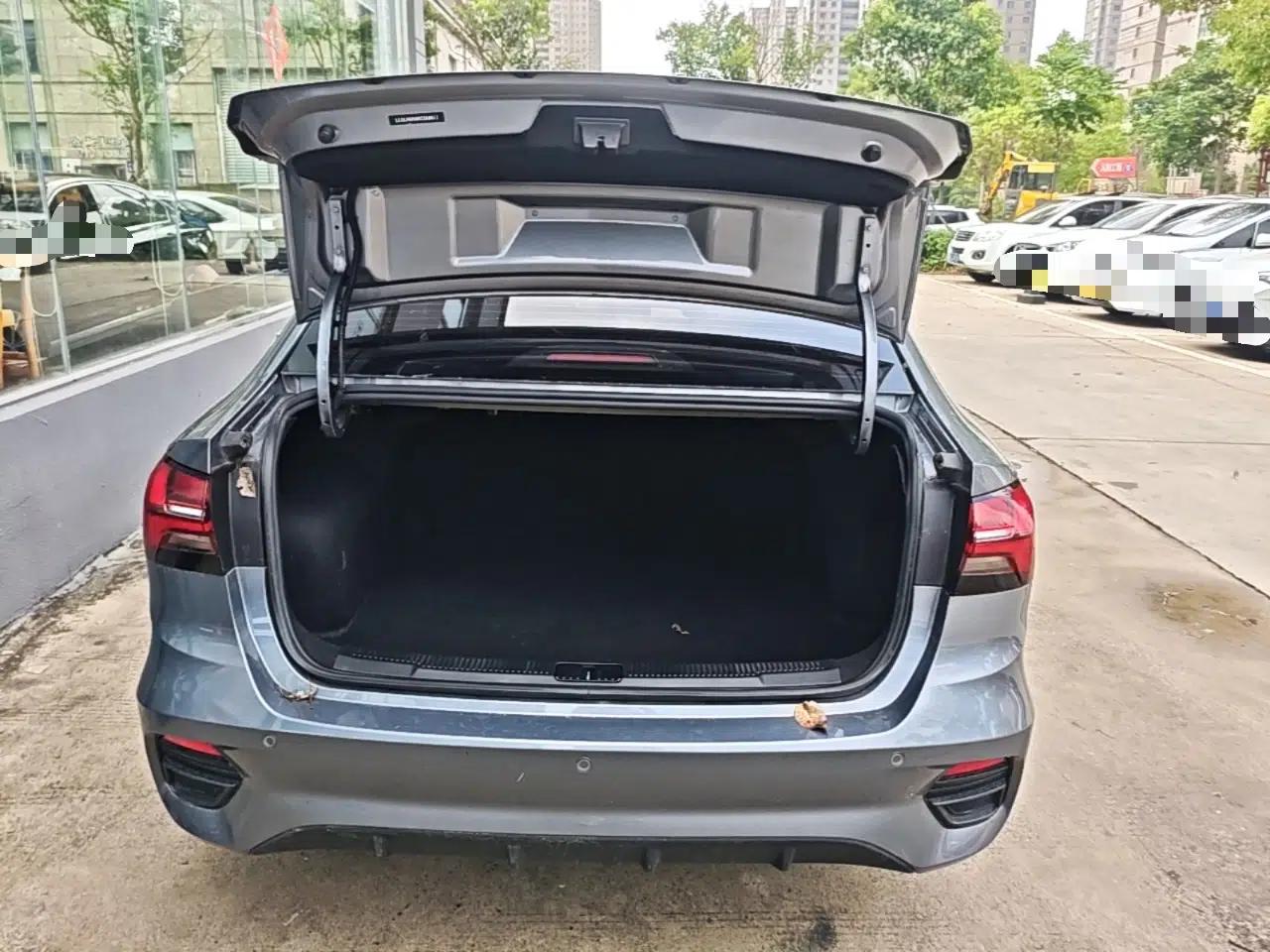 Roewe i5 2021 Revised Version 1.5L CVT Diamond Edition — миниатюра 22