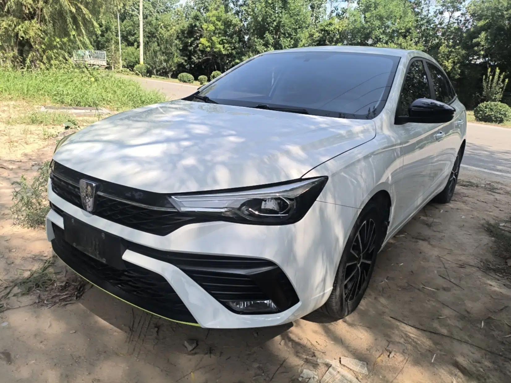 Roewe i5 2021 1.5L CVT Platinum Edition — миниатюра 1