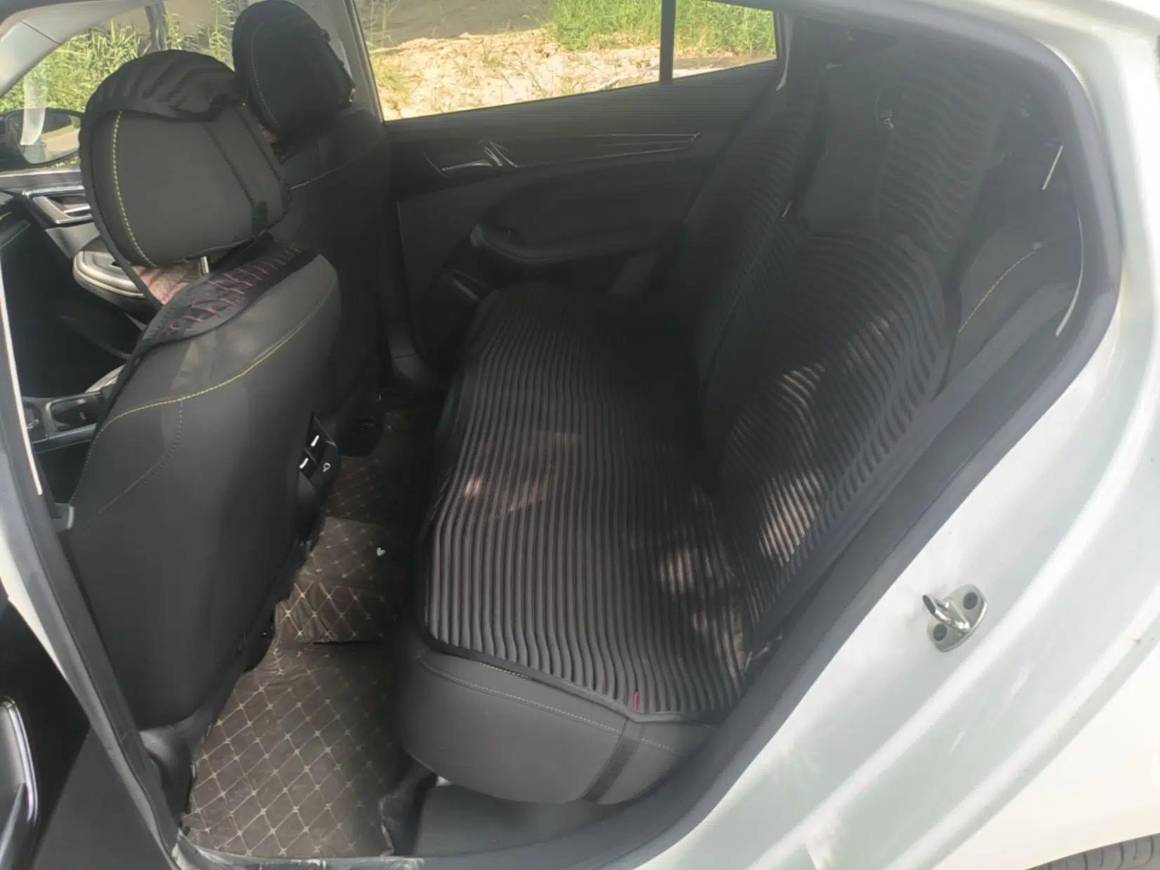 Roewe i5 2021 1.5L CVT Platinum Edition — миниатюра 20