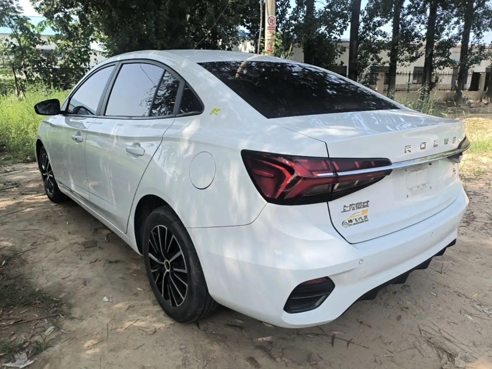 Roewe i5 2021 1.5L CVT Platinum Edition — миниатюра 4