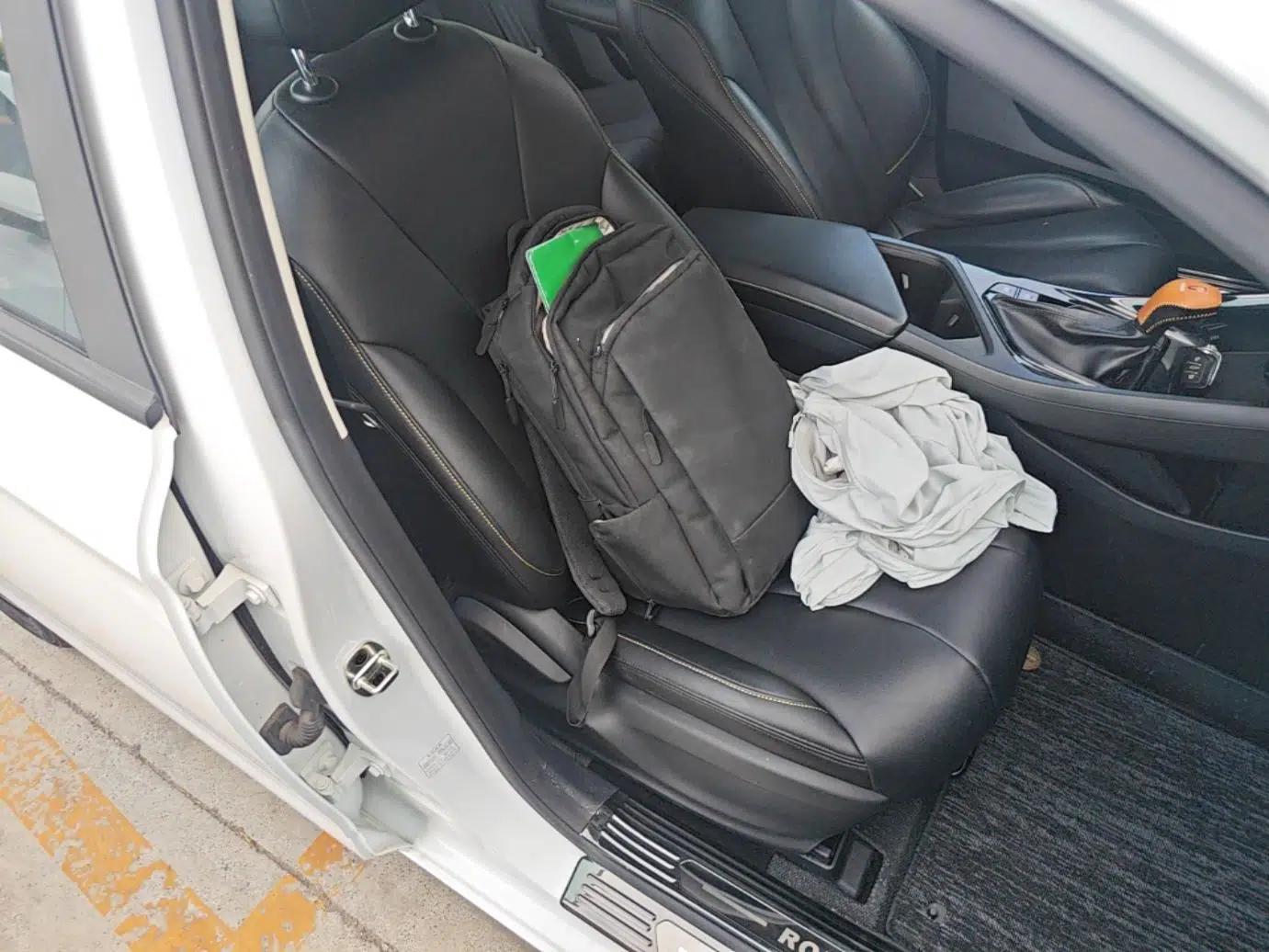 Roewe i5 2021 1.5L CVT Platinum Edition — миниатюра 19
