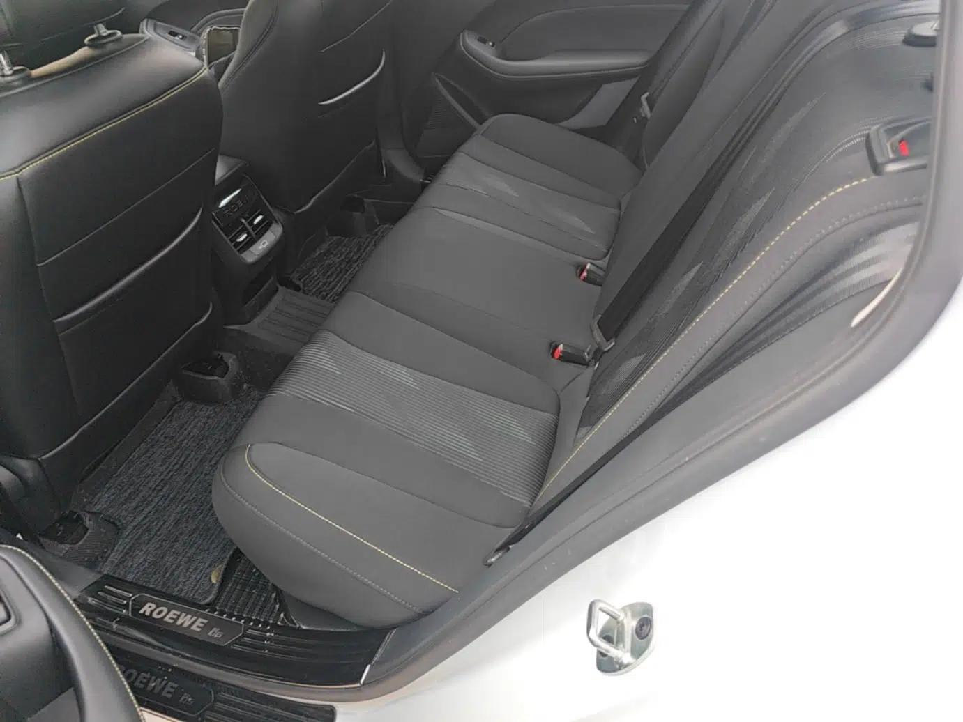 Roewe i5 2021 1.5L CVT Platinum Edition — миниатюра 20