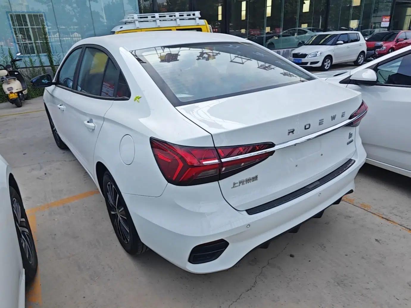 Roewe i5 2021 1.5L CVT Platinum Edition — миниатюра 4