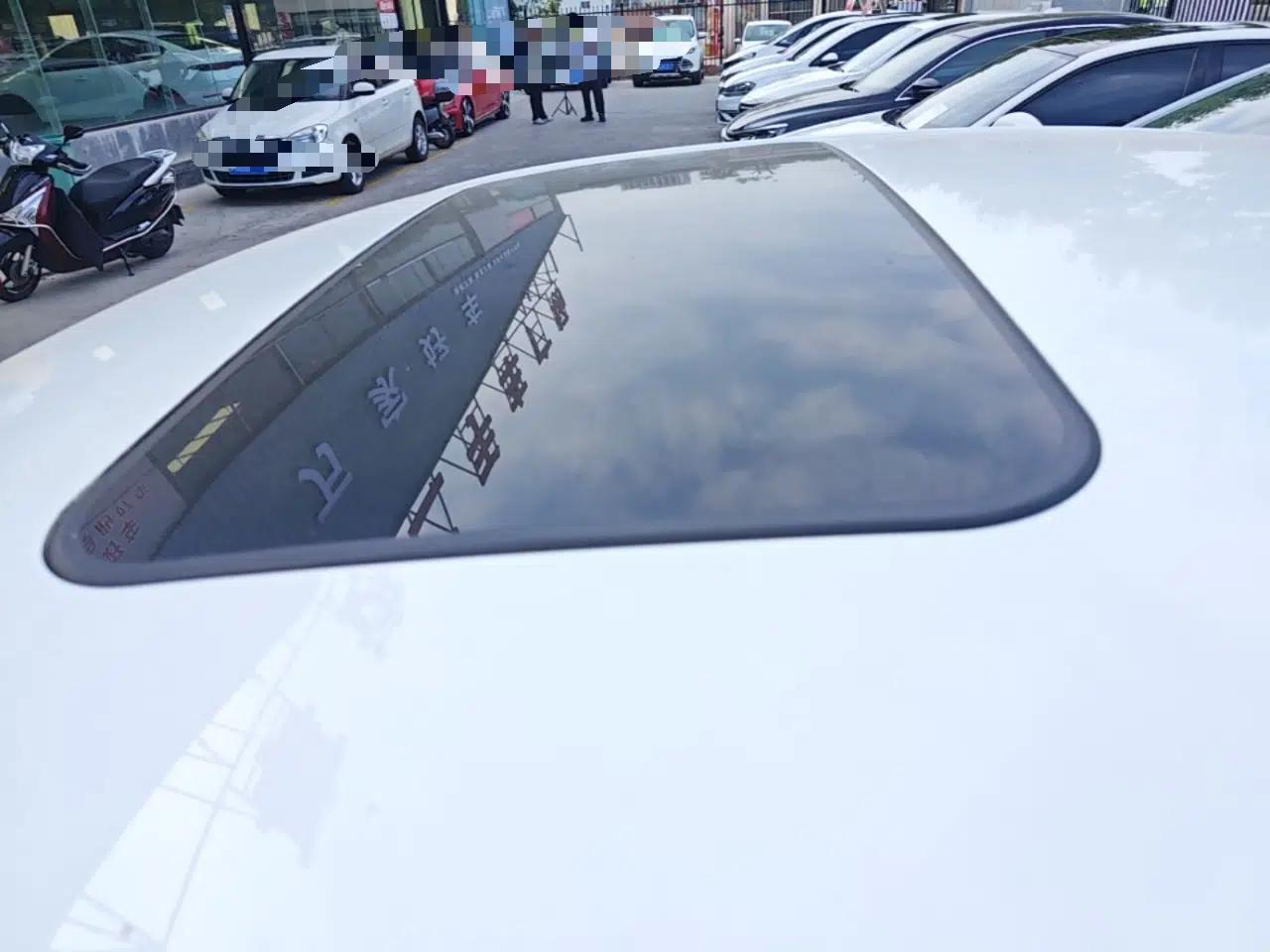 Roewe i5 2021 1.5L CVT Platinum Edition — миниатюра 7