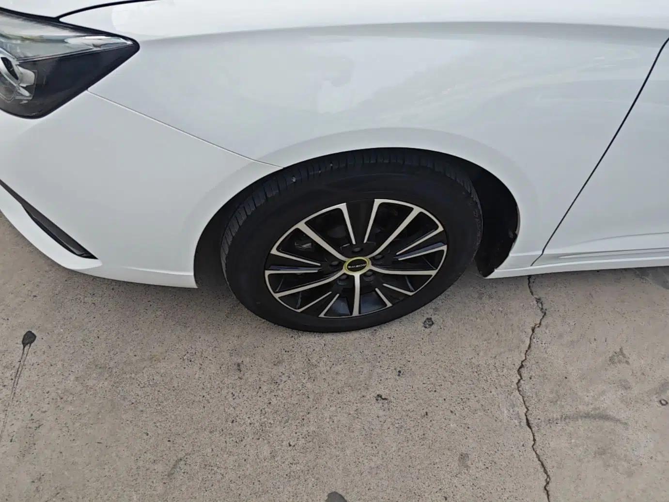 Roewe i5 2021 1.5L CVT Platinum Edition — миниатюра 10