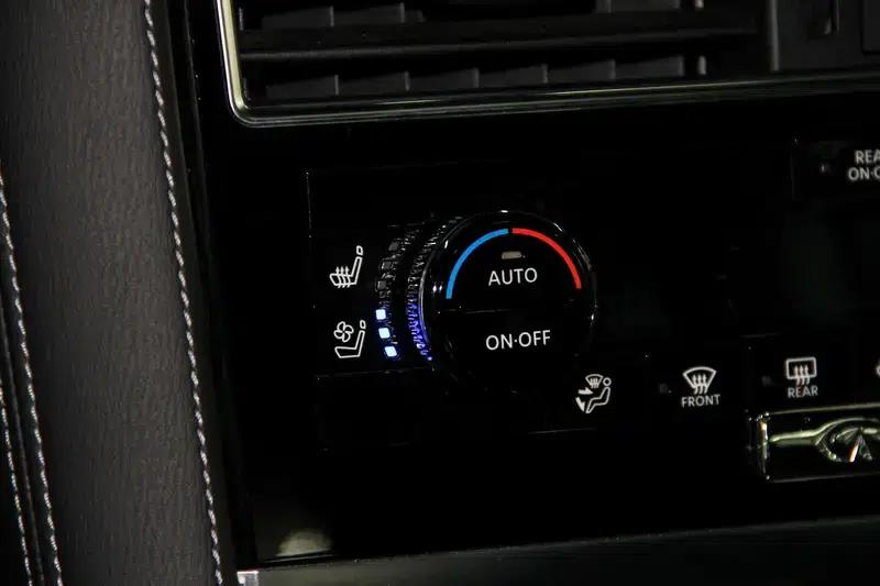 2023 Infiniti QX80 5.6L Automatic AWD 8-Seater Parallel Import — миниатюра 13