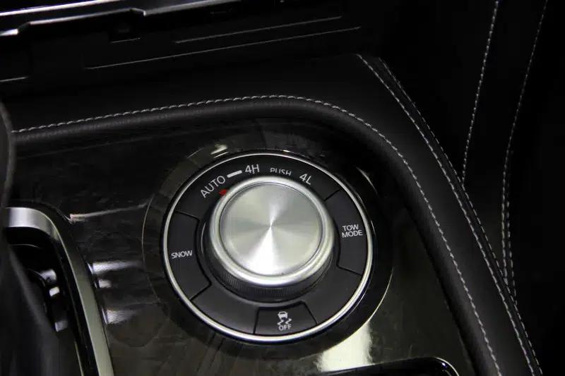2023 Infiniti QX80 5.6L Automatic AWD 8-Seater Parallel Import — миниатюра 14