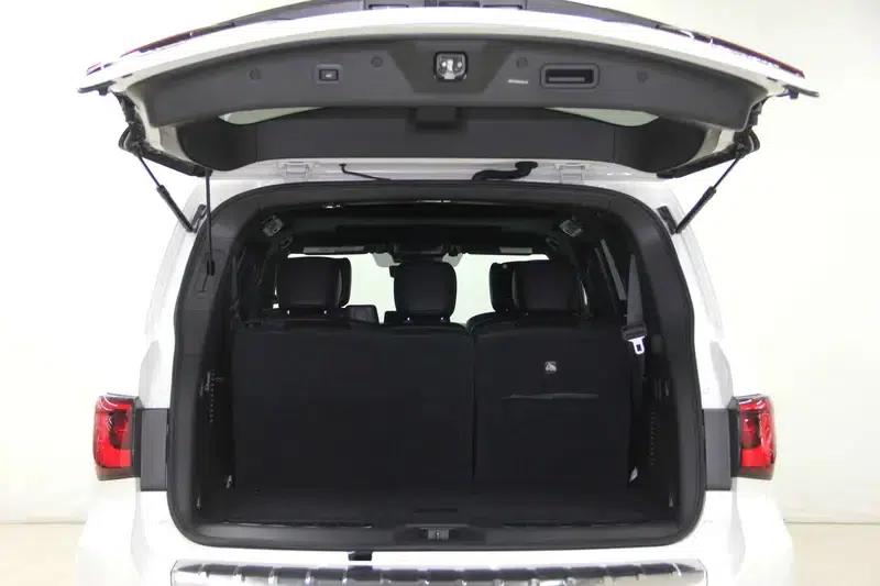 2023 Infiniti QX80 5.6L Automatic AWD 8-Seater Parallel Import — миниатюра 34
