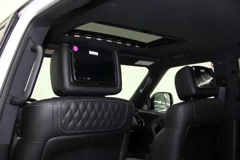2023 Infiniti QX80 5.6L Automatic AWD 8-Seater Parallel Import — миниатюра 37