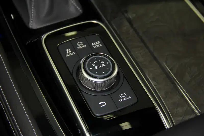 2023 Infiniti QX80 5.6L Automatic AWD 8-Seater Parallel Import — миниатюра 10