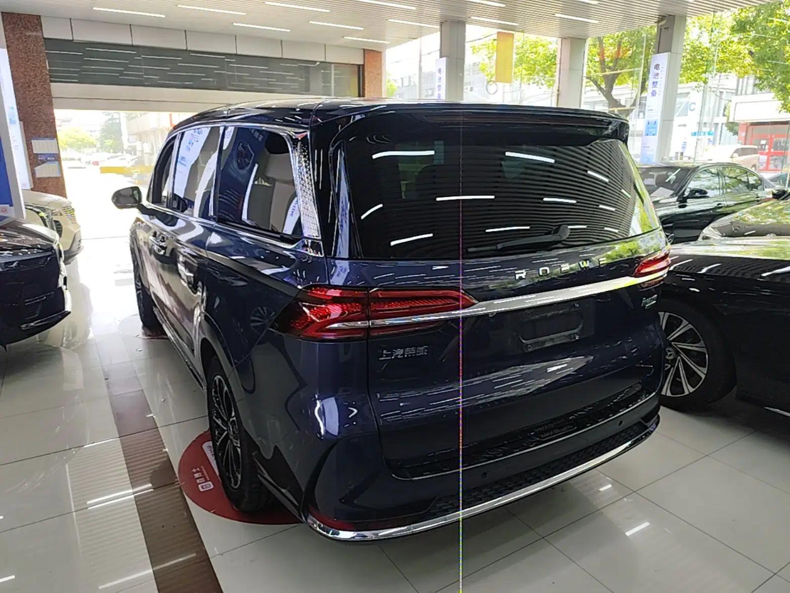 Roewe iMAX8 2022 400TGI Prestige Edition — миниатюра 4