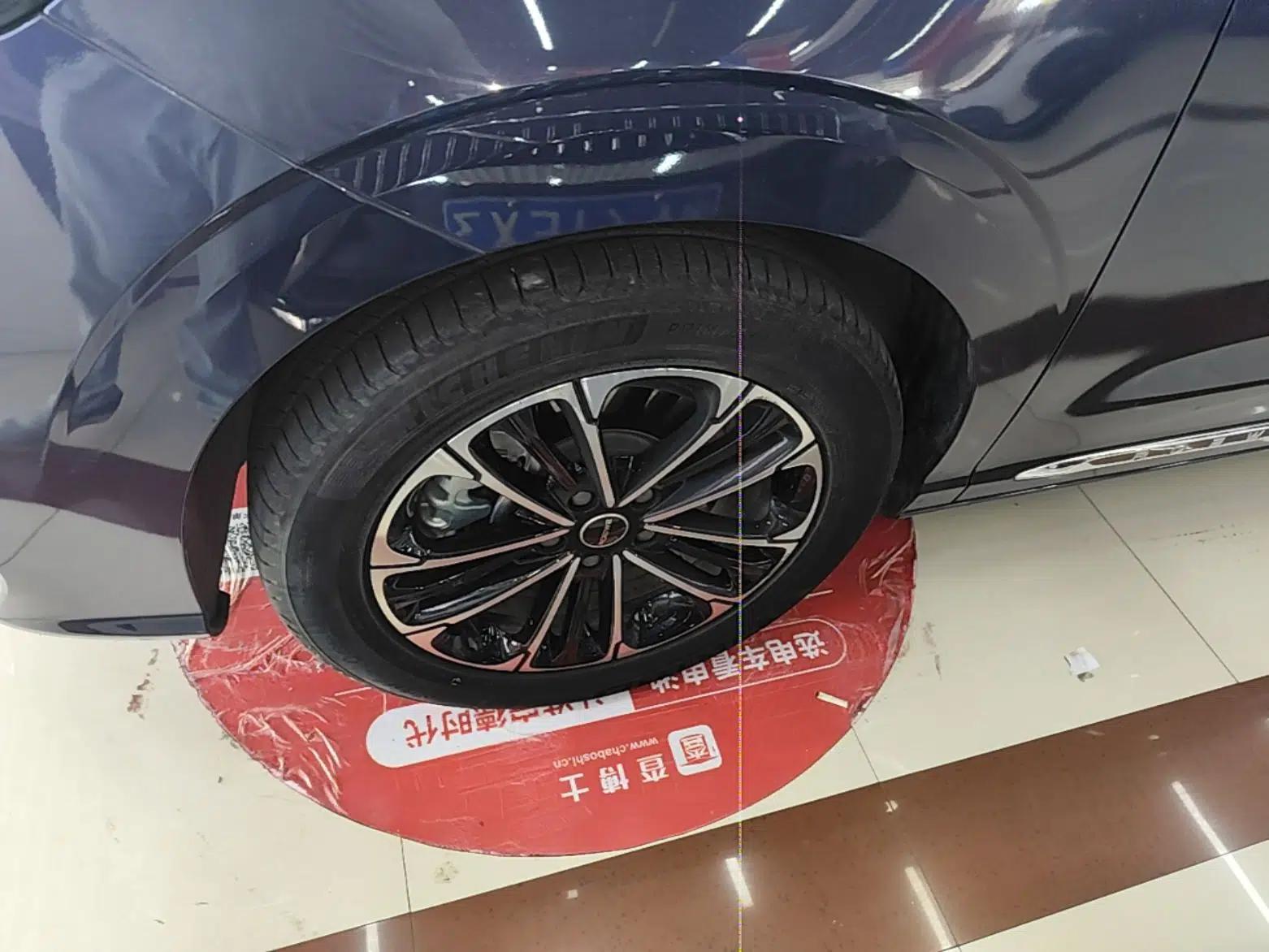 Roewe iMAX8 2022 400TGI Prestige Edition — миниатюра 10