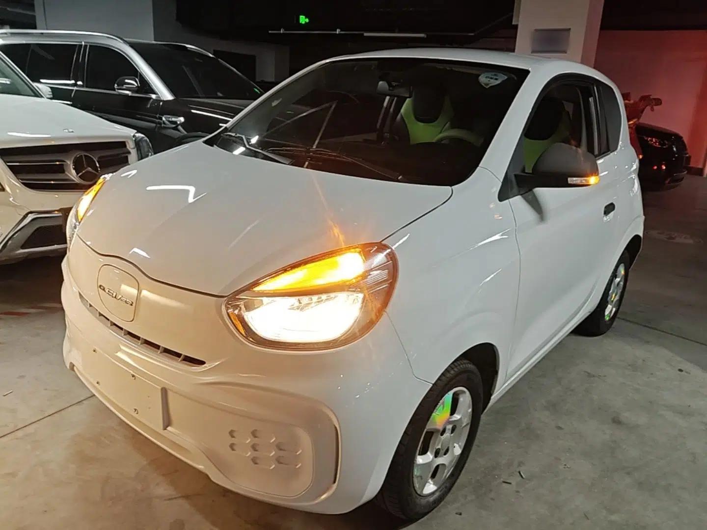Roewe Clever 2021 302 km New Four-Seater Super-Efficient Version — миниатюра 1