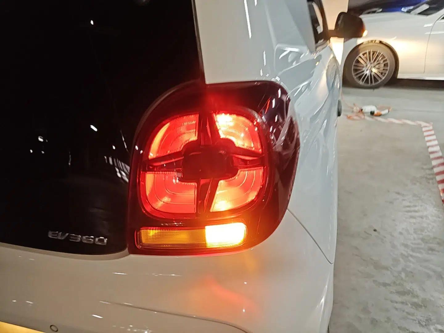 Roewe Clever 2021 302 km New Four-Seater Super-Efficient Version — миниатюра 9