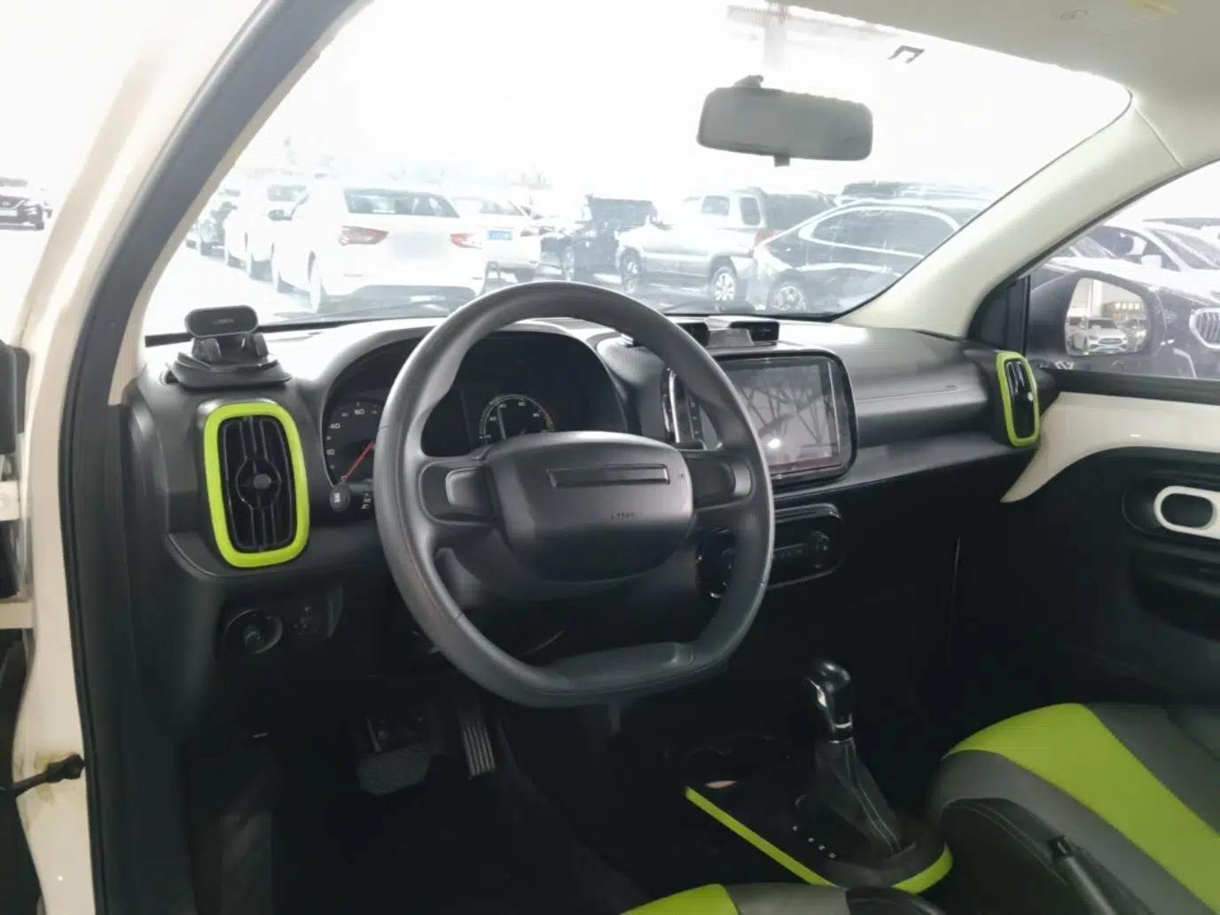 Roewe Clever 2021 302 km New Four-Seater Super-Efficient Version — миниатюра 12