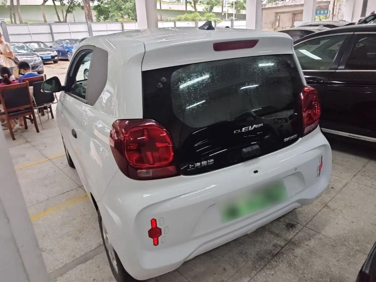 Roewe Clever 2021 302km Excellence Edition — миниатюра 4