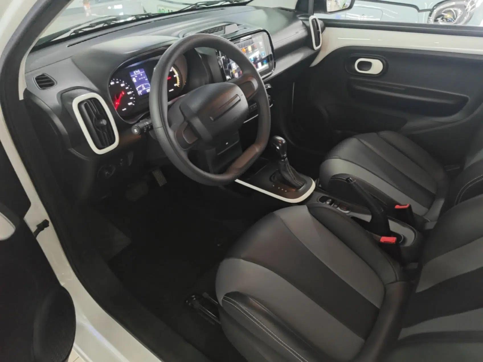 Roewe Clever 2022 311km QiQi BoBo Edition — миниатюра 18