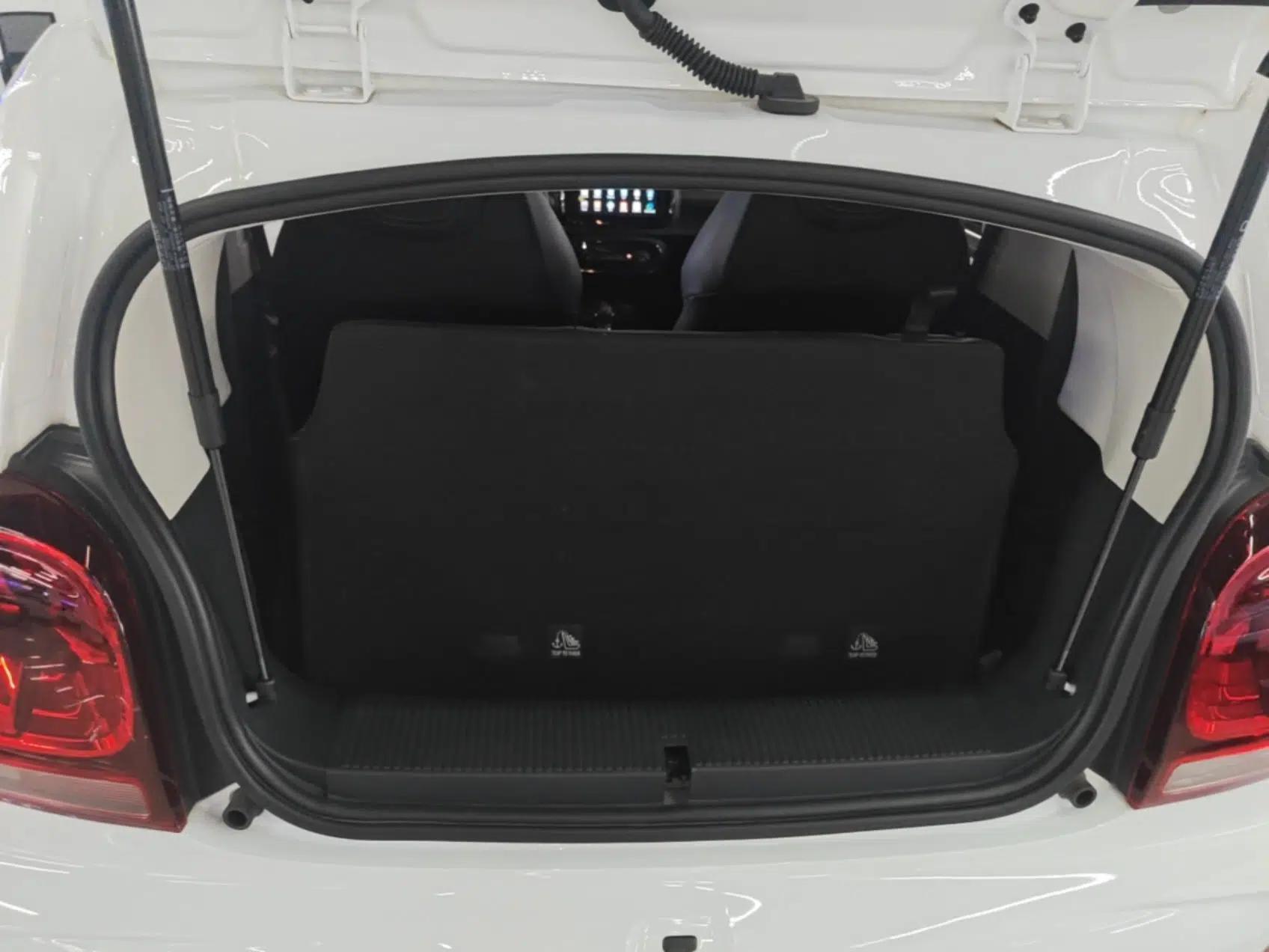 Roewe Clever 2022 311km QiQi BoBo Edition — миниатюра 22