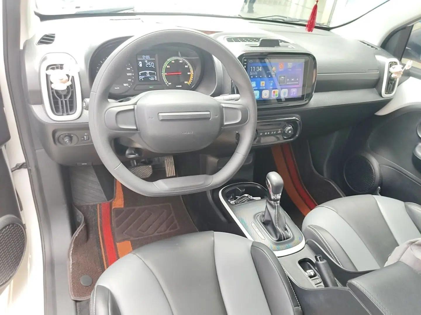 Roewe Clever 2022 311km QiQi BoBo Edition — миниатюра 12
