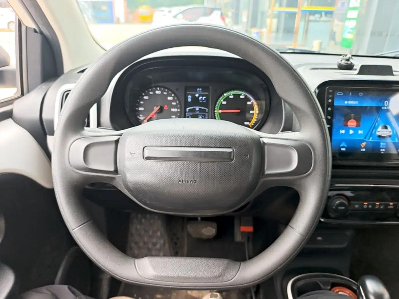Roewe Clever 2022 311km QiQi BoBo Edition — миниатюра 18