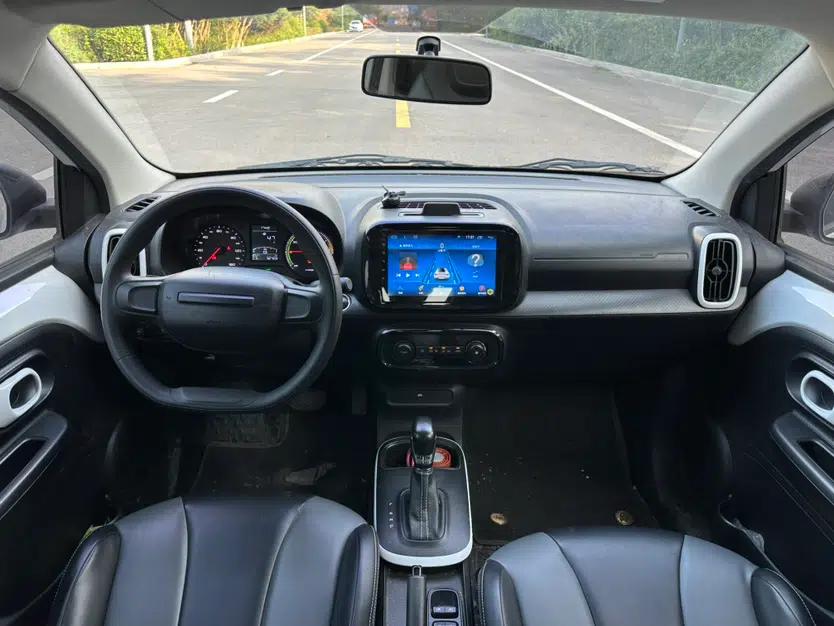 Roewe Clever 2022 311km QiQi BoBo Edition — миниатюра 32