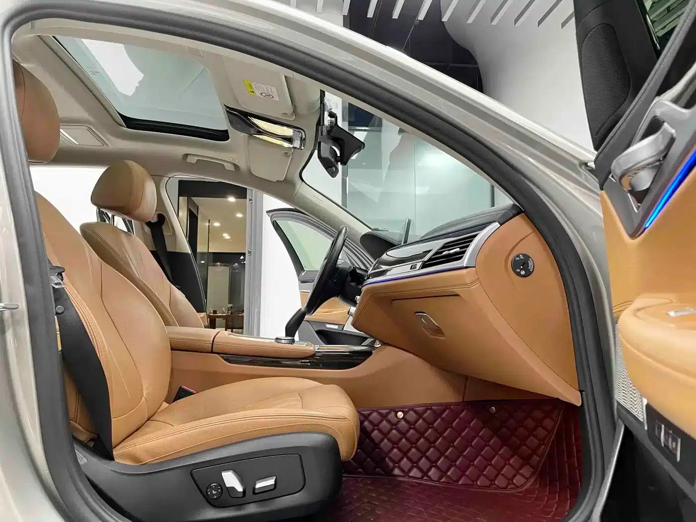 2018 BMW 7 Series 730Li Leading Excellence Package — миниатюра 5