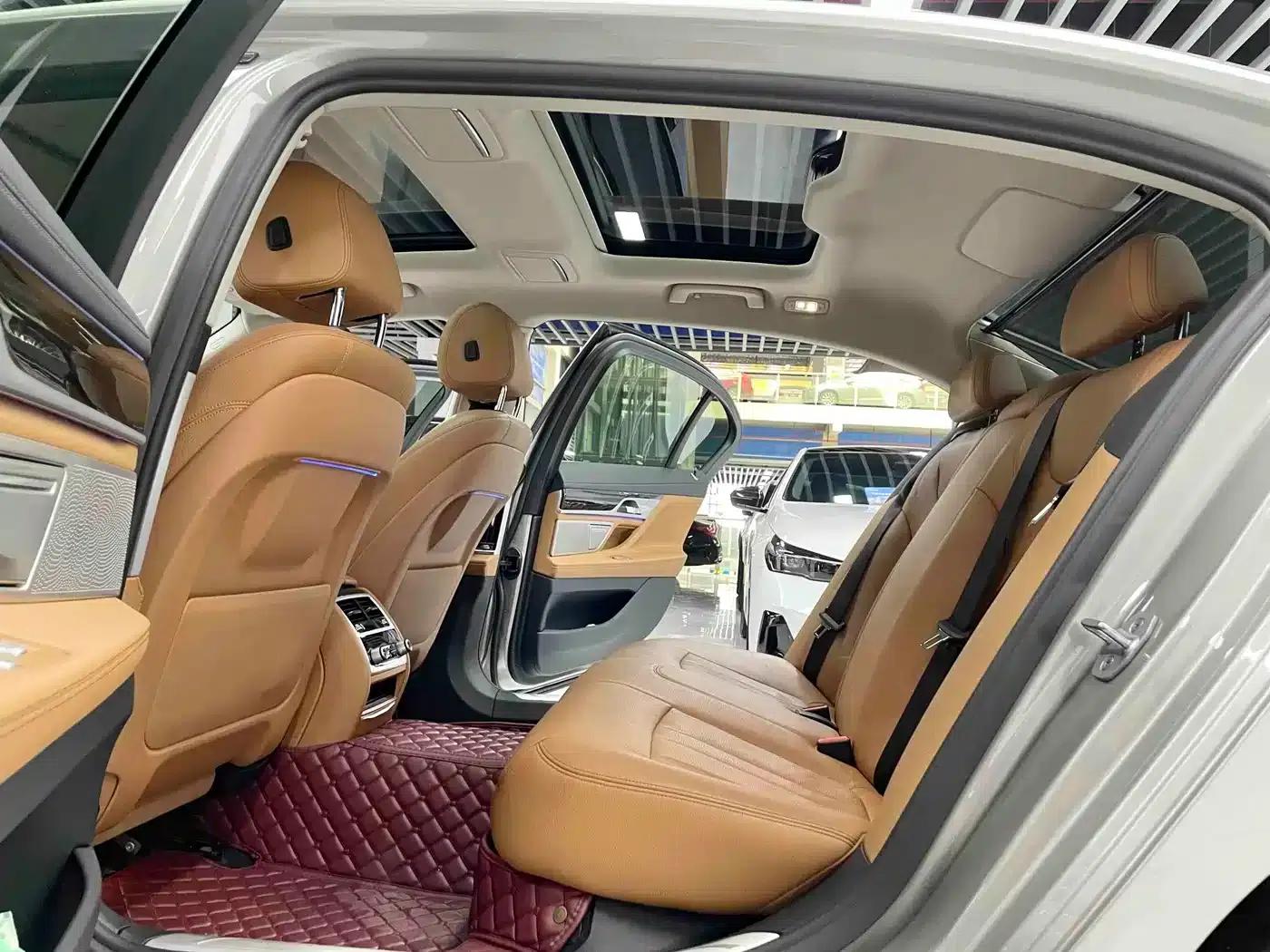 2018 BMW 7 Series 730Li Leading Excellence Package — миниатюра 7