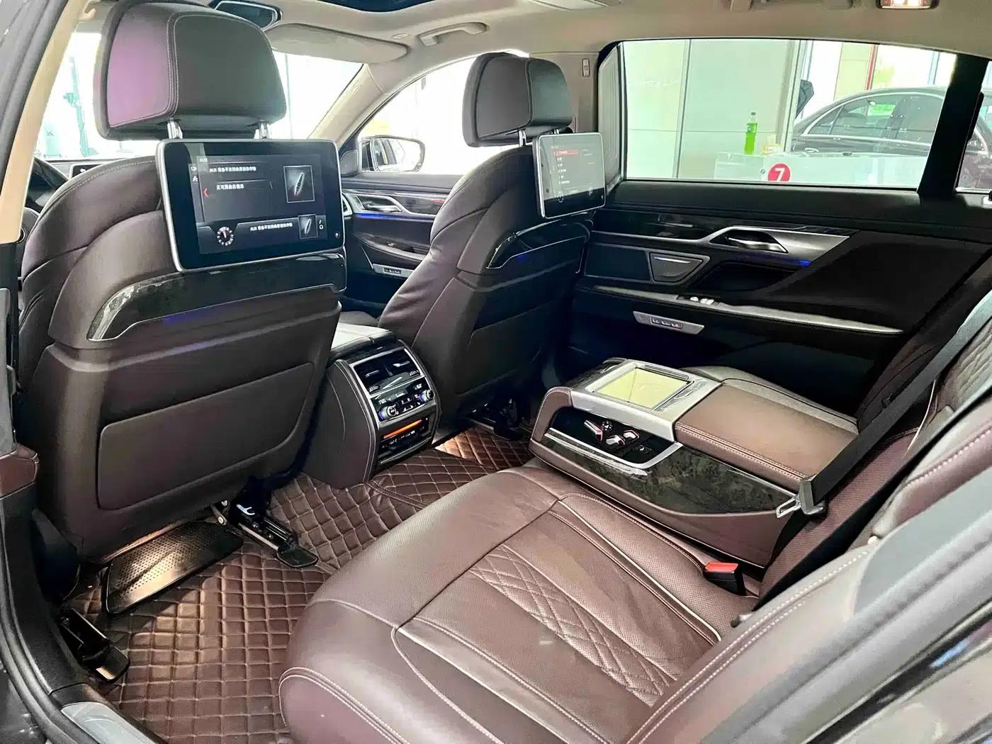 2016 BMW 7 Series 730Li Luxury — миниатюра 9