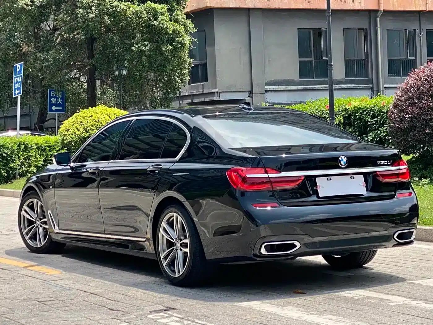 2018 BMW 7 Series 730Li Leading Edition M Sport Package — миниатюра 2