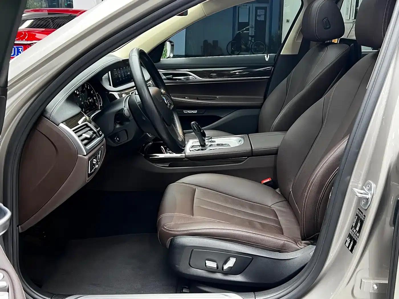 2016 BMW 7 Series 740Li Luxury — миниатюра 12