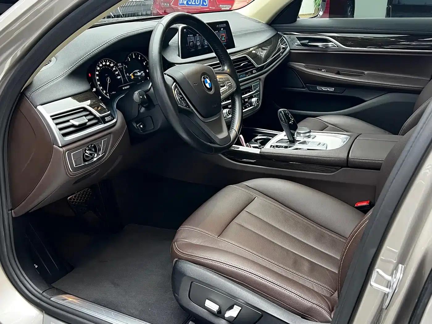 2016 BMW 7 Series 740Li Luxury — миниатюра 13
