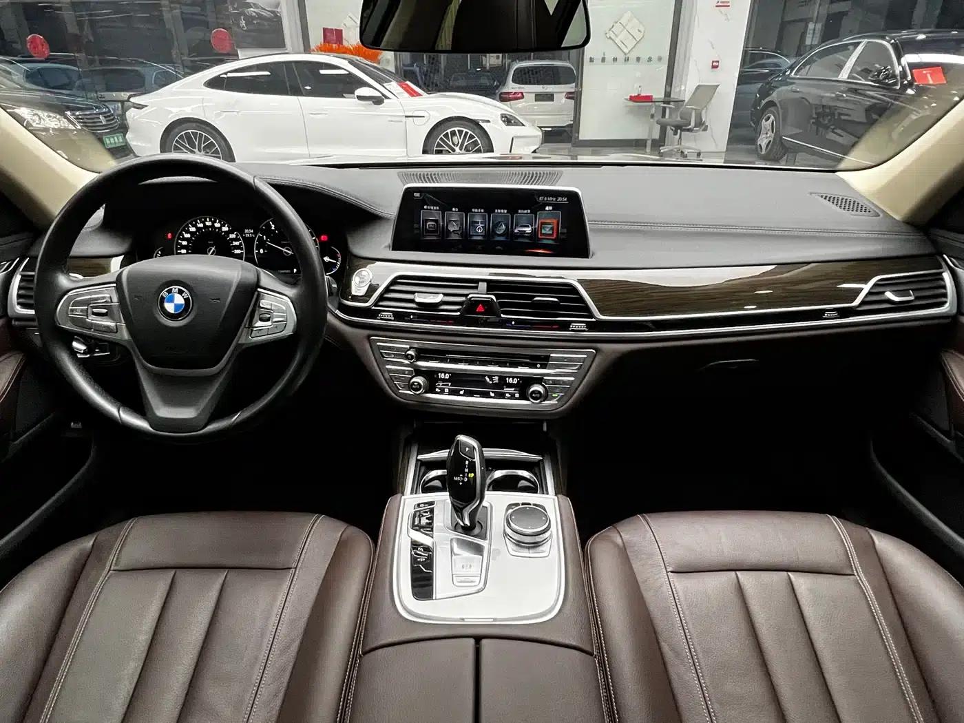 2016 BMW 7 Series 740Li Luxury — миниатюра 21