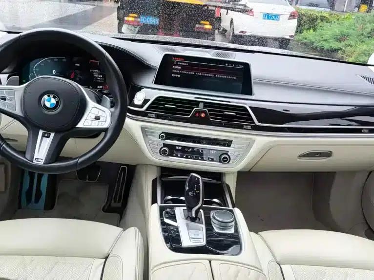 2019 BMW 7 Series Facelift 750Li xDrive V8 M Sport Package — миниатюра 3
