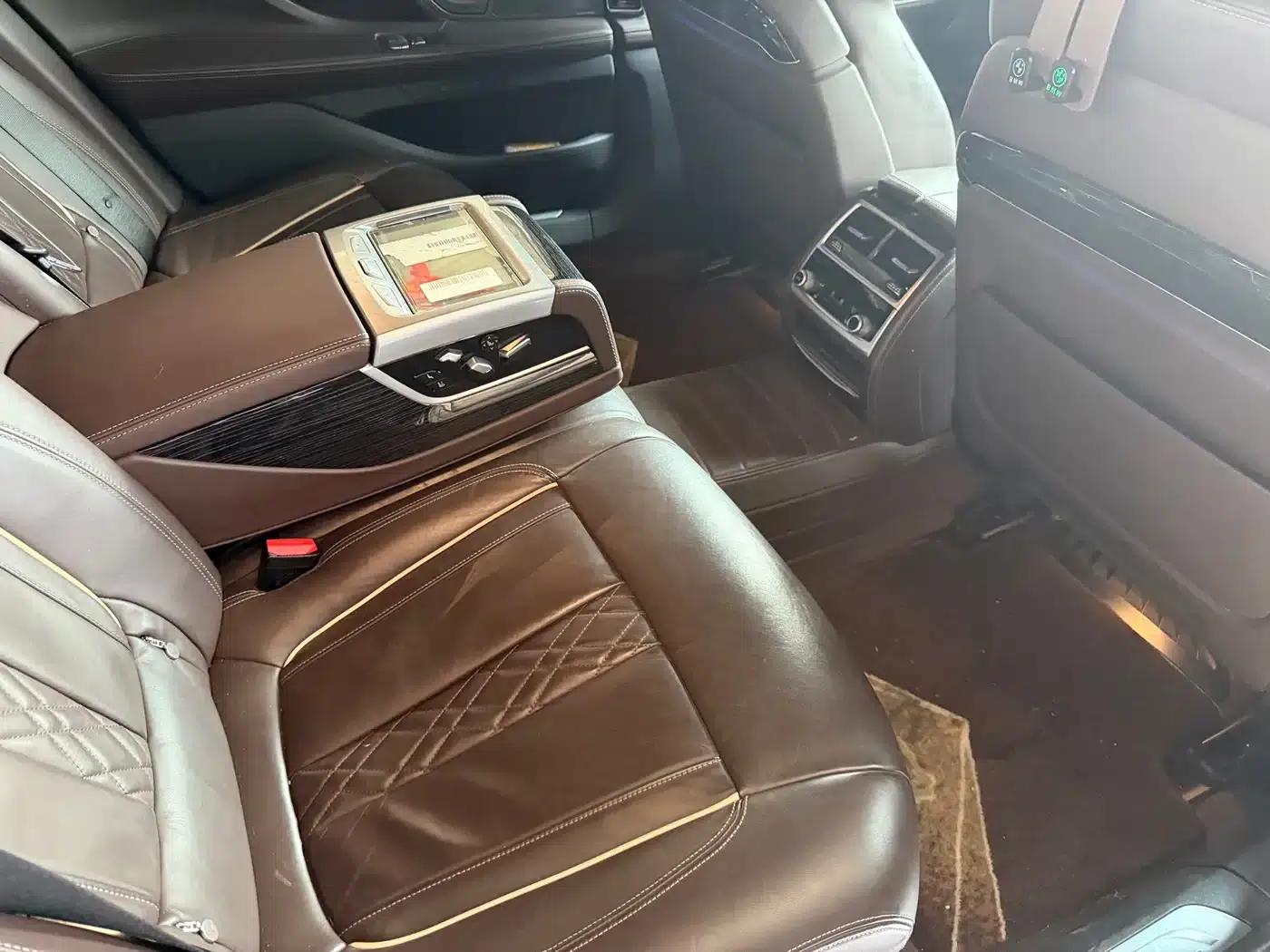 2021 BMW 7 Series 730Li M Sport Package — миниатюра 5